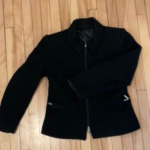 Zippered jacket
